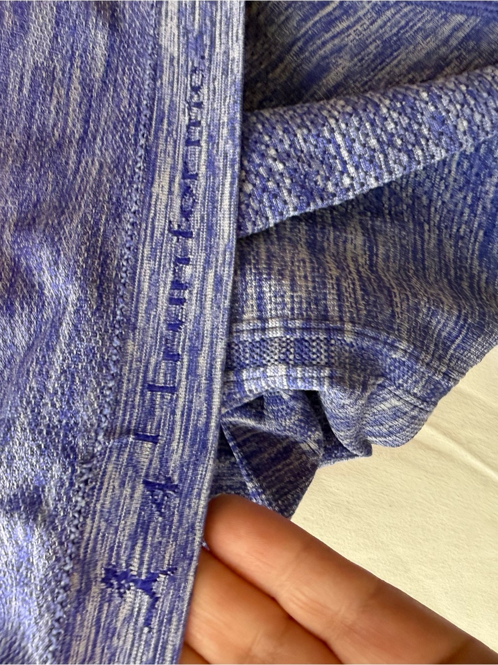 Lululemon Swiftly Tech LS Crew Size 4 Blue Space Dye Heathered Hip Length Top - Picture 6 of 7